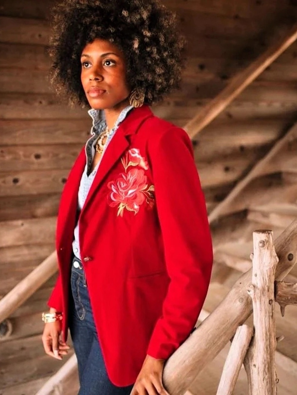 Rodeo Quincy Red velvet Floral Embroidered Blazer